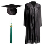 toque-de-diplome-toge-robe-universitaire-satine-pompon-vert-emeraude-mortier-coiffe-de-remise-de-diplome-annee-2020